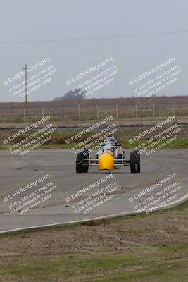 media/Jan-15-2023-CalClub SCCA (Sun) [[40bbac7715]]/Group 5/Qualifying (Sweeper)/